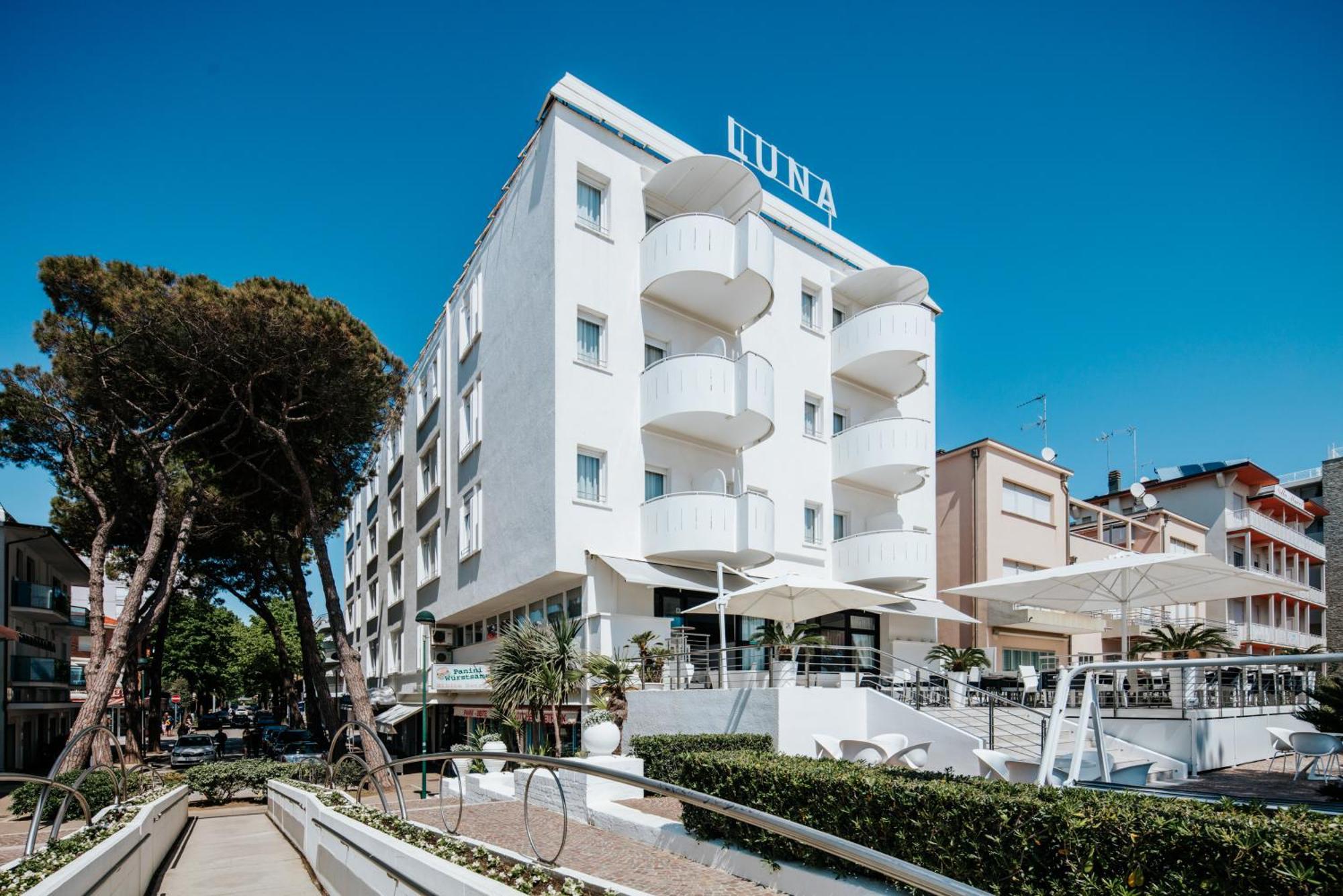 Hotel Luna Centrale Lignano Sabbiadoro Eksteriør bilde
